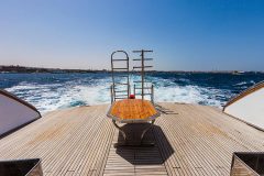 Die Tauchplattform der Golden Dolphin III
